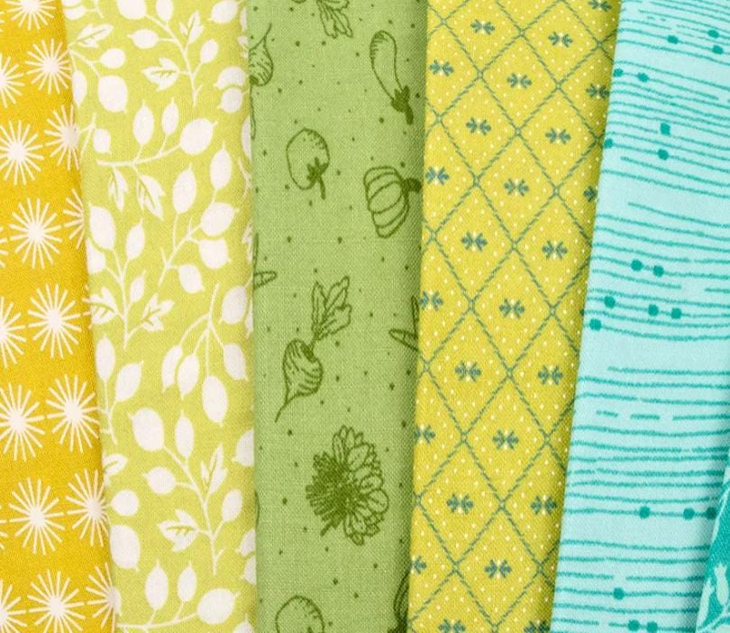 Ocean Moda Mix Fat Quarter Bundle 14/pkg. - Moda Fabrics