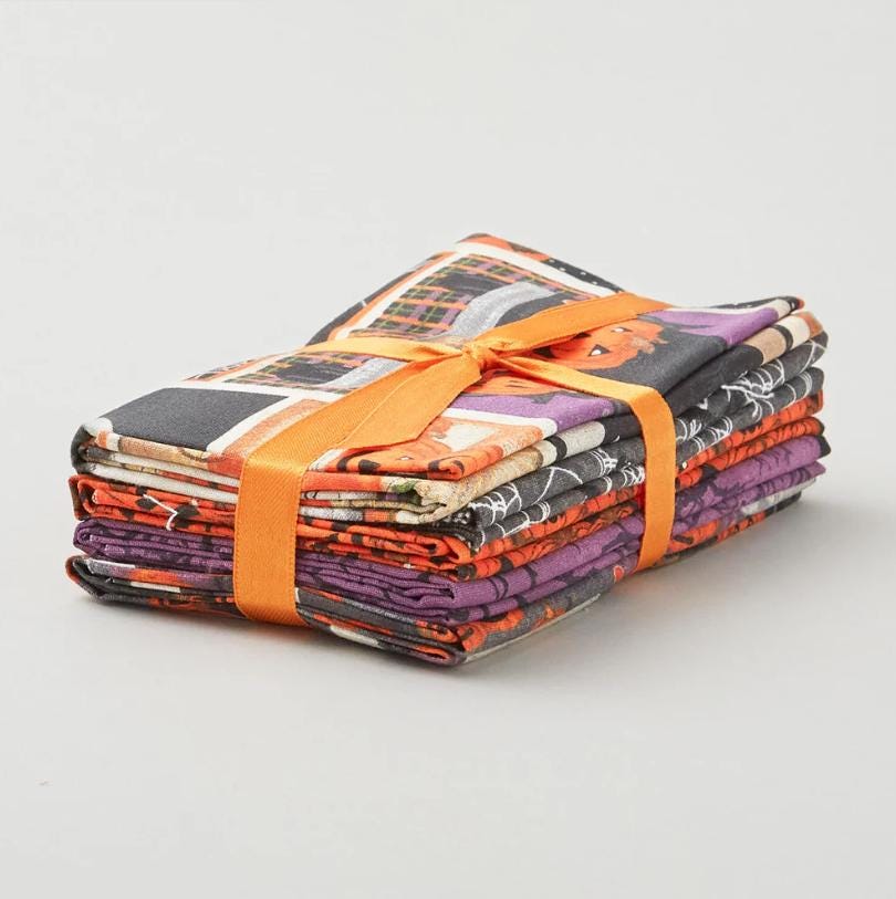 Spooky Night Fat Quarter Bundle 5/pkg. - Fabric Editions