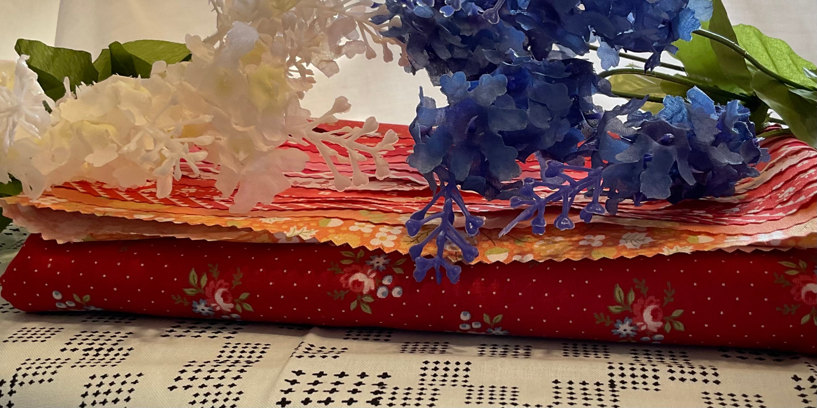 Firecracker Moda Mix Fat Quarter Bundle - Fat Quarter Shop