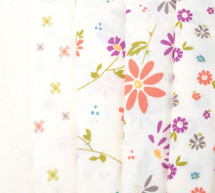 Seashore Drive Charm Pack - Sherri & Chelsi - Moda Fabrics