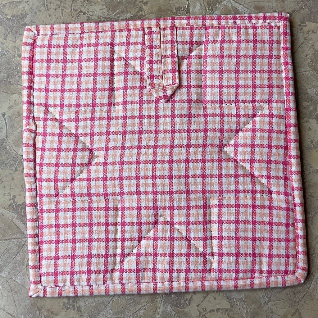 Hot Pink Folded Star Hot Pad/Trivet