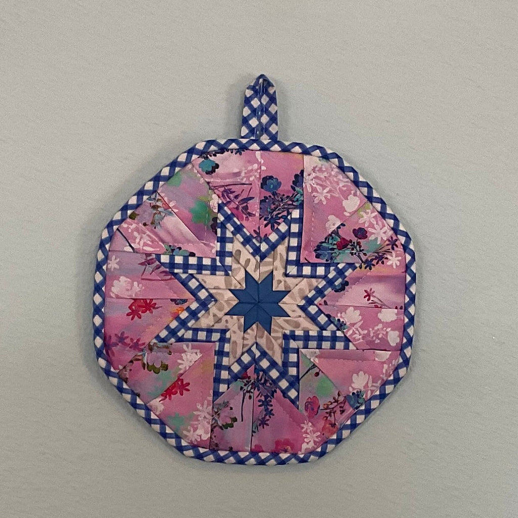 Pink Floral Quilted Folded Star Hot Pad/Trivet