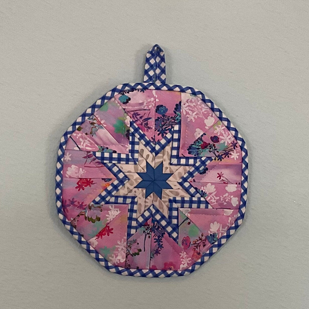 Pink Floral Quilted Folded Star Hot Pad/Trivet