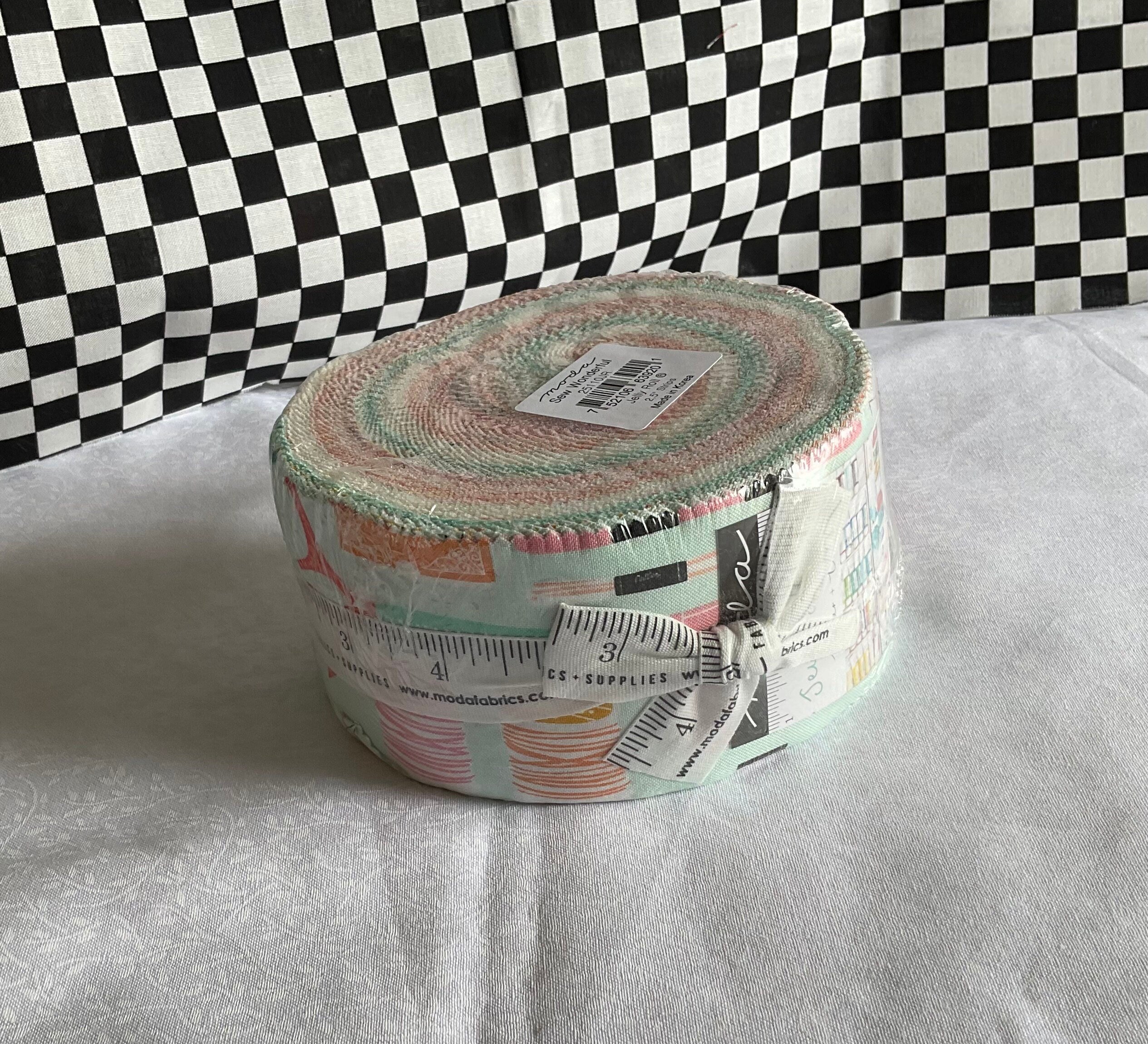 Sew Wonderful Jelly Roll: 40 Moda Fabric Strips, Quilting Cotton