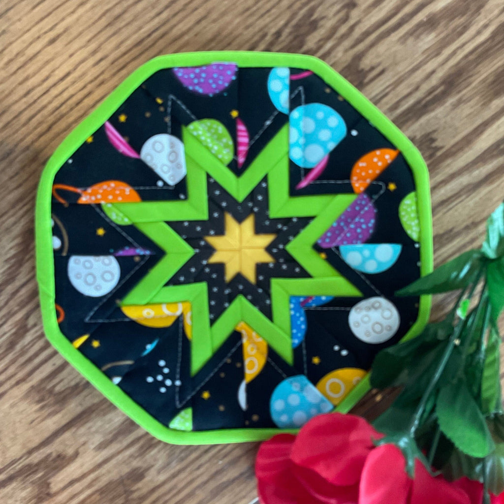 Over the Moon Planets Quilted Folded Star Hot Pad/Trivet