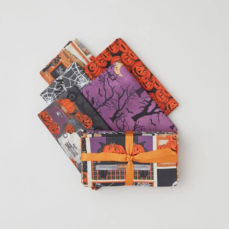 Spooky Night Fat Quarter Bundle 5/pkg. - Fabric Editions