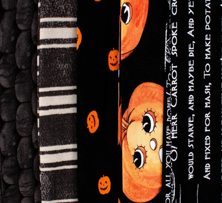 Pumpkin Patch Charm Pack - J. Wecker Frisch - Riley Blake Designs